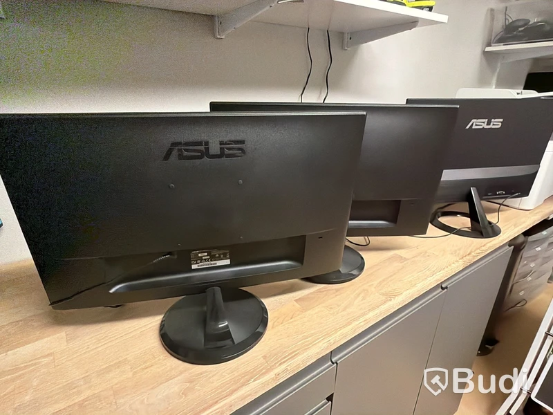 3 st Asus 23-tums datorskärmar