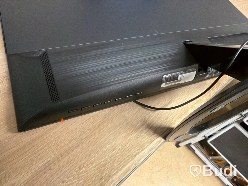 3 st Asus 23-tums datorskärmar
