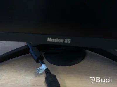 Datorskärm Mission SG 32-tum QHD curved