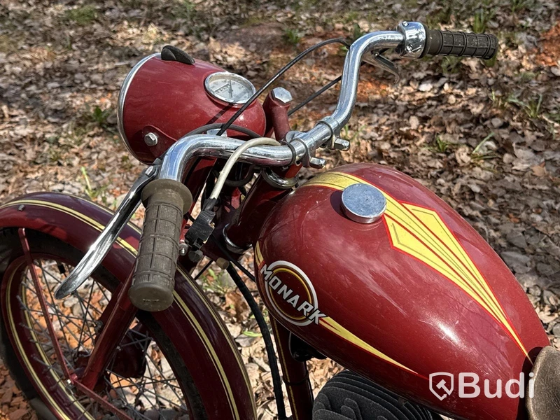 Motorcykel Monark M300 | 1830 mil | 150 cc | 1950