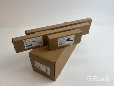 Paket med badrumtillbehör Gustavsberg: toalettrullehållare, toalettborsthållare samt 2 st. handukshållare