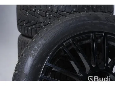 Vinterhjul Passar till Tesla Model X Nokian Hakkapeliitta 7 SUV 255/50R19 107T XL på AEZ fälg