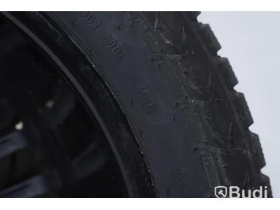Vinterhjul Passar till Tesla Model X Nokian Hakkapeliitta 7 SUV 255/50R19 107T XL på AEZ fälg