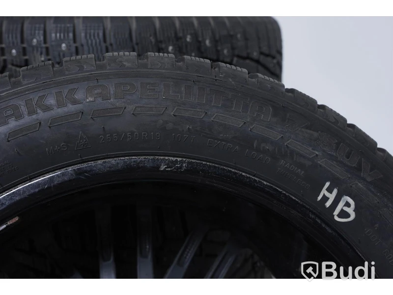 Vinterhjul Passar till Tesla Model X Nokian Hakkapeliitta 7 SUV 255/50R19 107T XL på AEZ fälg
