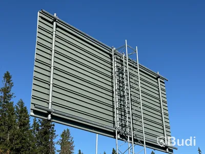3 st skyltar med betongfundament