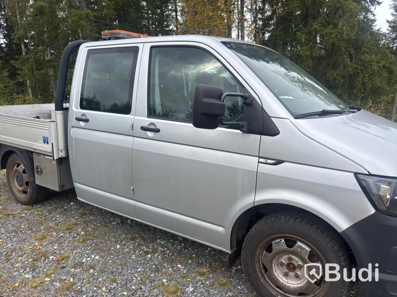 Volkswagen Transporter Chassis Double Cab Flatbed T30 2.0 TDI 4Motion -2017