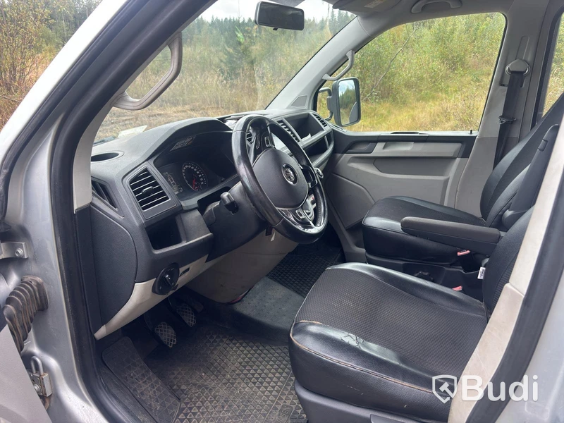 Volkswagen Transporter Chassis Double Cab Flatbed T30 2.0 TDI 4Motion -2017