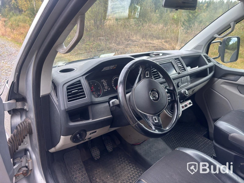 Volkswagen Transporter Chassis Double Cab Flatbed T30 2.0 TDI 4Motion -2017