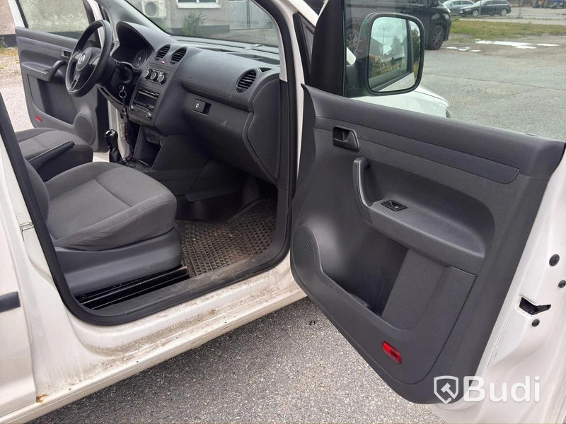 Volkswagen Caddy 1.6 TDI | 14172 mil | 2013
