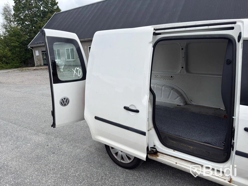 Volkswagen Caddy 1.6 TDI | 14172 mil | 2013