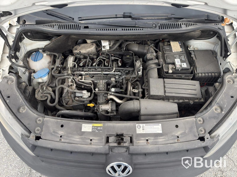 Volkswagen Caddy 1.6 TDI | 14172 mil | 2013