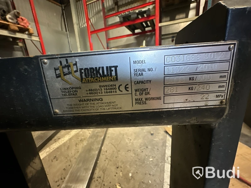 Gaffeltruck Toyota 7FBMF30, 80V, 2010 trasig bakruta, batteriet urladdat vid ankomst.