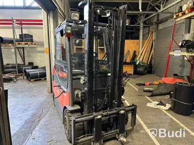 Gaffeltruck Toyota 7FBMF30, 80V, 2010 trasig bakruta, batteriet urladdat vid ankomst.