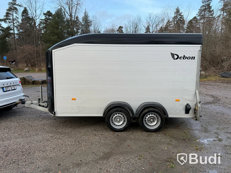 Släpvagn Debon Cheval Liberte C700 -2024 2600KG