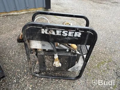 Skruvkompressor Kaeser M13 SE 10bar V ra/ta, bensindriven