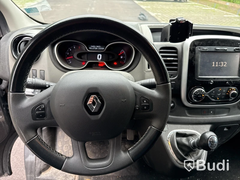 Renault Trafic 2.7t 1.6 dCi | 9990 mil | Loyds Smartfloor | 145 hk | 2018