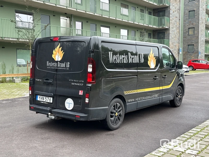 Renault Trafic 2.7t 1.6 dCi | 9990 mil | Loyds Smartfloor | 145 hk | 2018