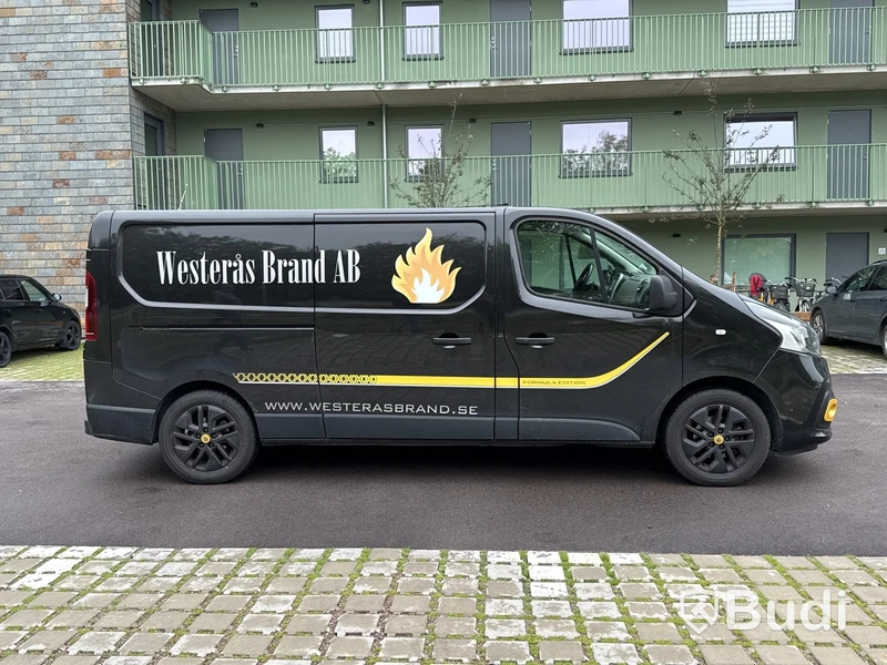 Renault Trafic 2.7t 1.6 dCi | 9990 mil | Loyds Smartfloor | 145 hk | 2018