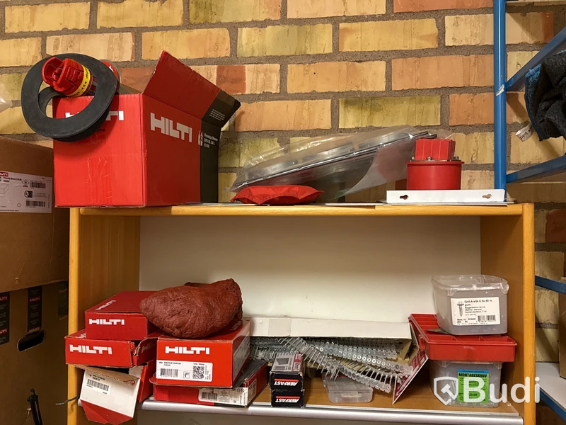 Parti brandtätningsmaterial Hilti m.m