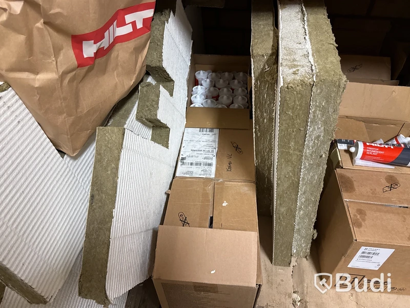 Parti brandtätningsmaterial Hilti m.m
