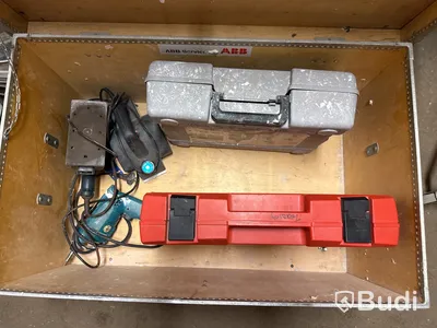 Parti brandtätningsmaterial Hilti m.m
