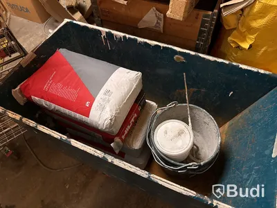 Parti brandtätningsmaterial Hilti m.m