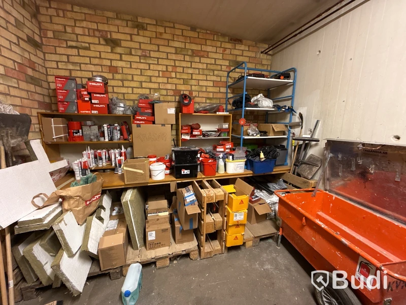Parti brandtätningsmaterial Hilti m.m