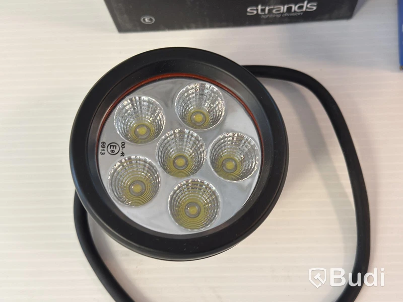 Victron Blue Smart Charger 6V/12V and 2 lamps