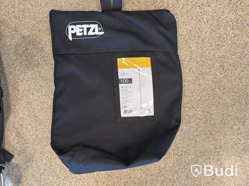 Fallskyddssele Petzl Newton samt blandade delar