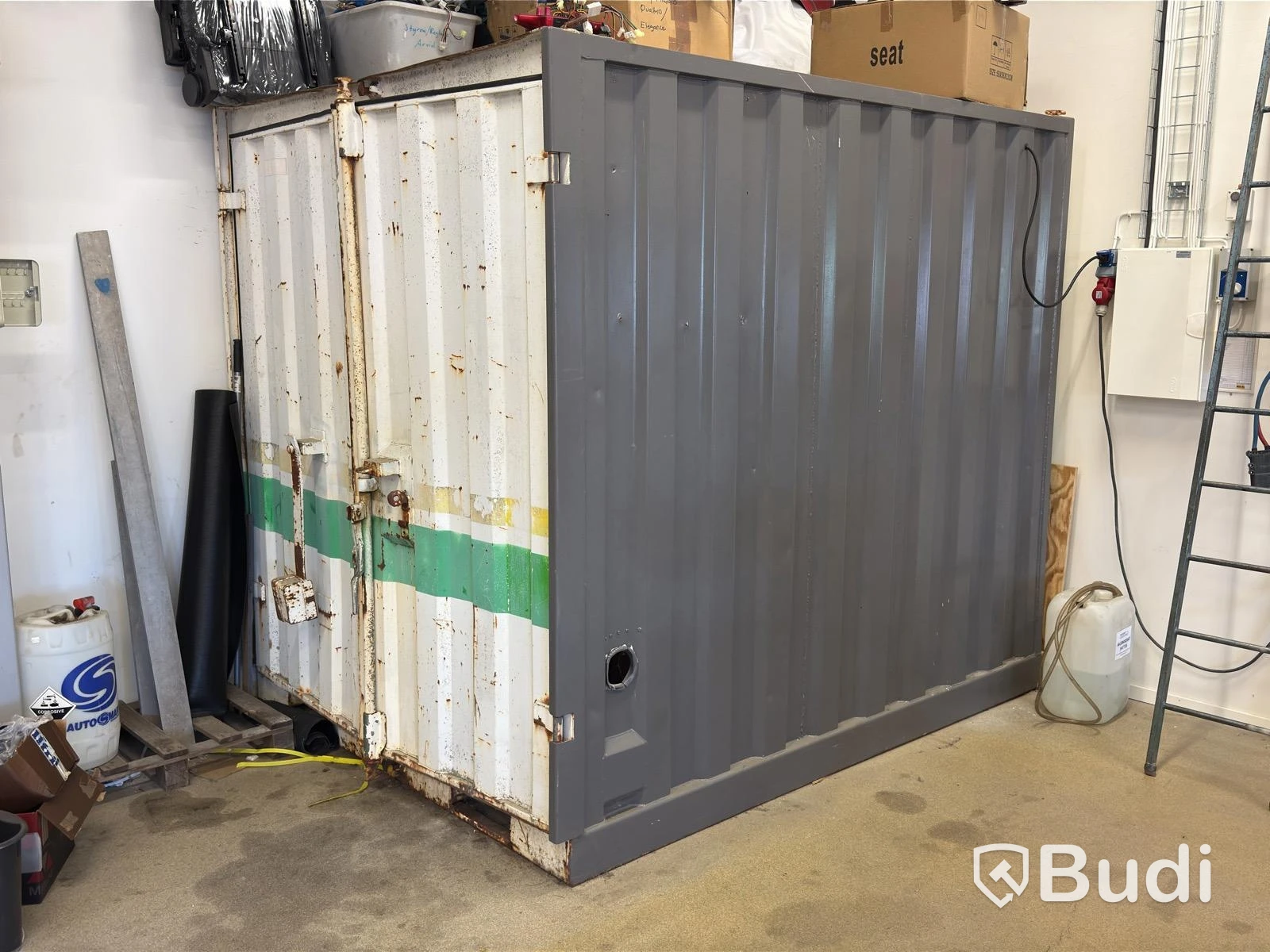 8-foot container, with shelves, lighting and spill tray