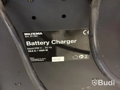 Diverse för garage, bl.a. batteriladdare m.m.