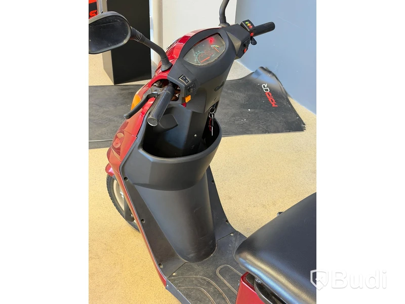 Promenadscooter, Eloped