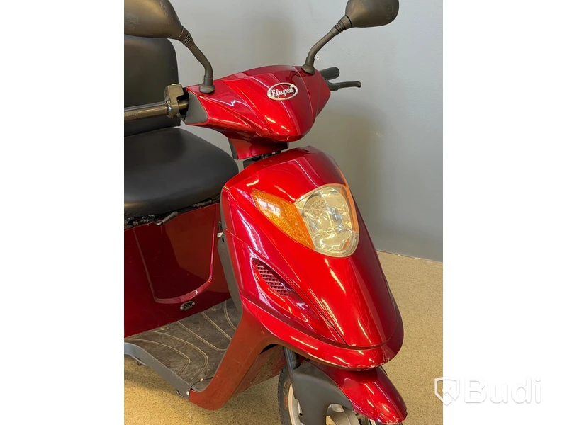 Promenadscooter, Eloped