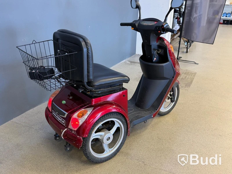 Promenadscooter, Eloped