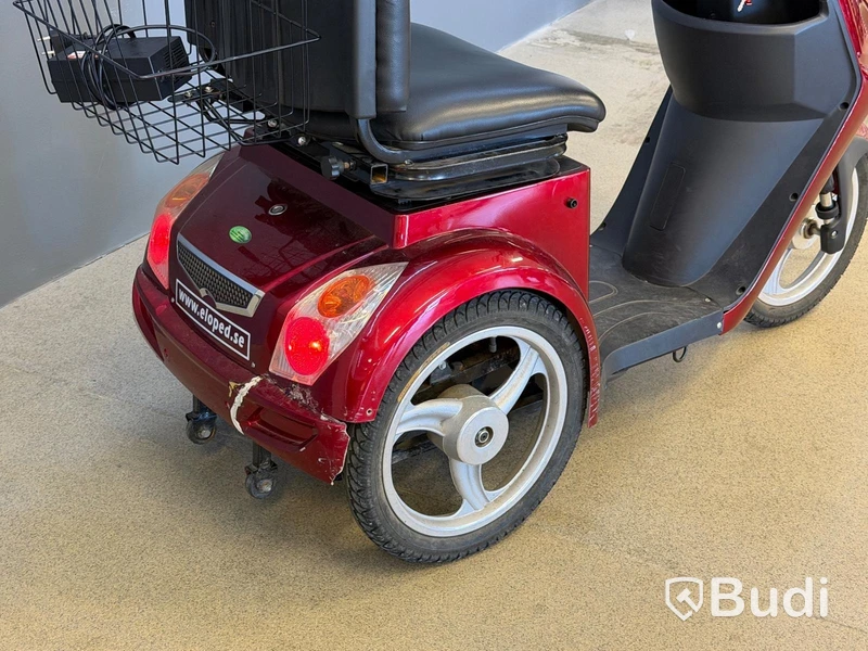Promenadscooter, Eloped