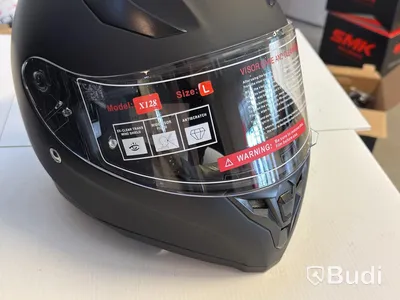 Hjälm MASU X128, mattsvart