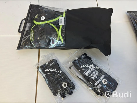 Skyddsjacka Wulf, barn strl 128 samt 2 par handskar