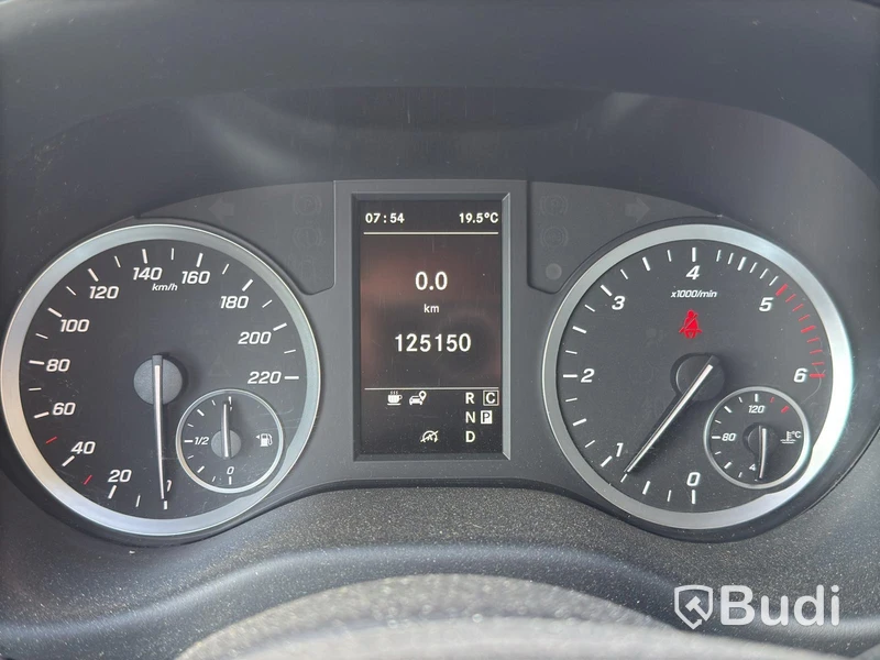 Mercedes-Benz Vito 116 CDI | 125,150 km | Van racking | 2022 |