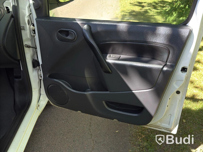 Renault Kangoo 1.5 dCi | 63,890 km | 2017 | Van racking