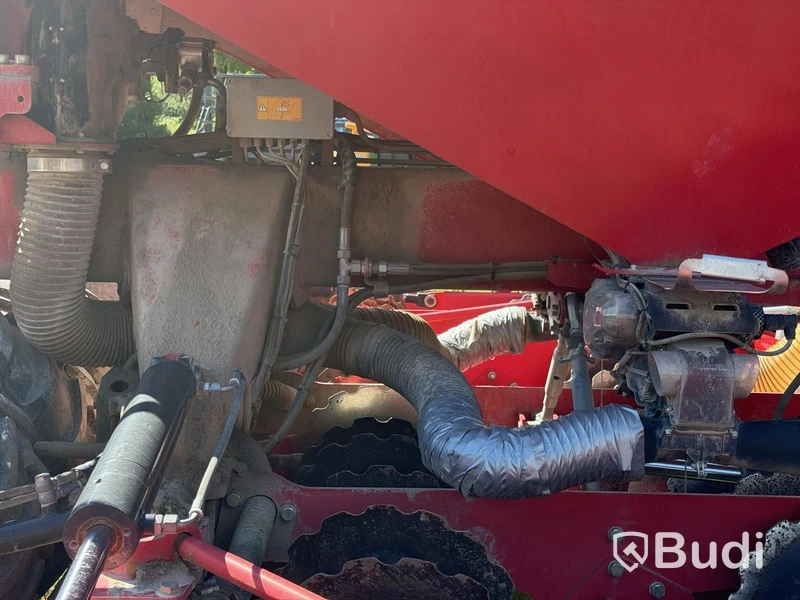 Seed drill Kverneland U-Drill 6000 | 2018