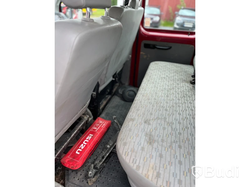 Volkswagen Transporter Chassis Double Cab 2.0 TDI Flatbed Truck - 2010