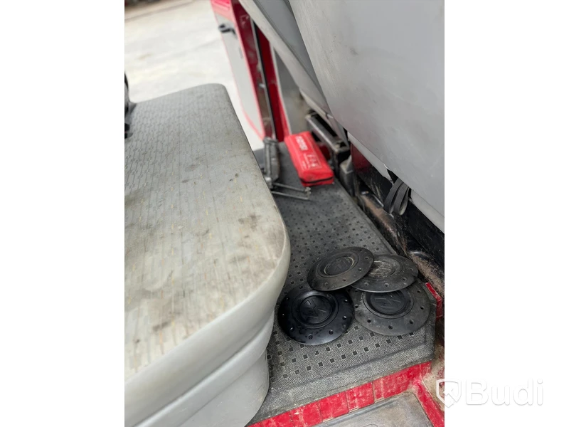 Volkswagen Transporter Chassis Double Cab 2.0 TDI Flatbed Truck - 2010
