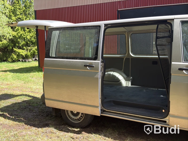 Volkswagen Transporter T5 2.5 TDI | 5241 mil | 131 hk | 2006