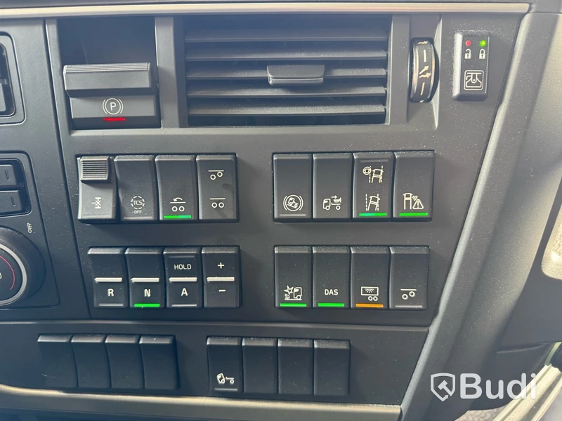 Fjärrbil Volvo FH13 500 6x2 I-Shift -2023 | Ekeri | Full-luft