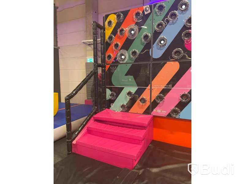 Explore Gravity 10x2x2.90 m (LxDxH)
