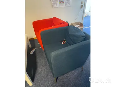 4 st fåtöljer med bord