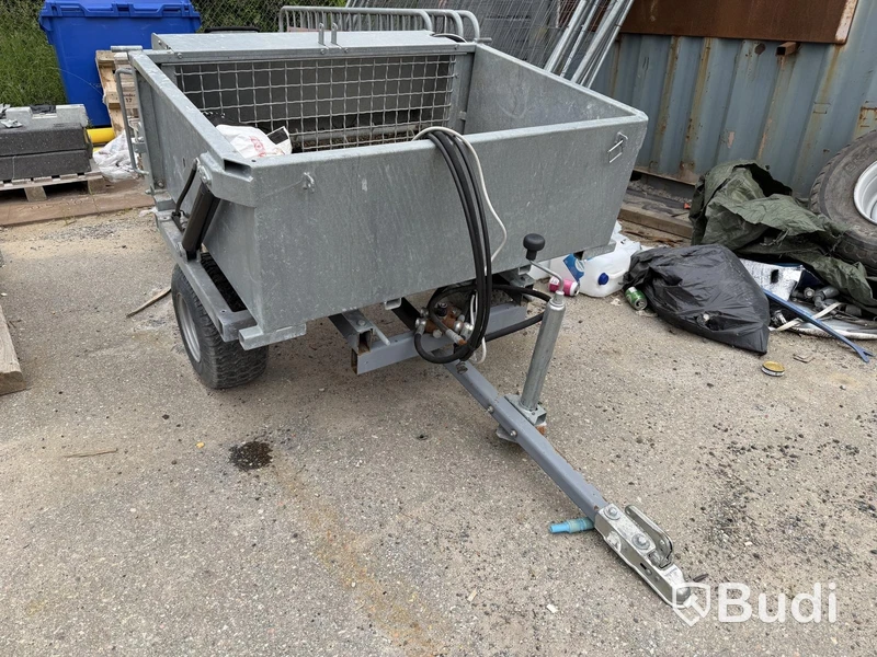 Hydraulic grit spreader, untested