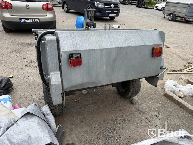 Hydraulic grit spreader, untested