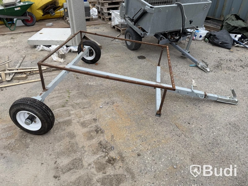Homemade trailer for 1,000-litre IBC tank