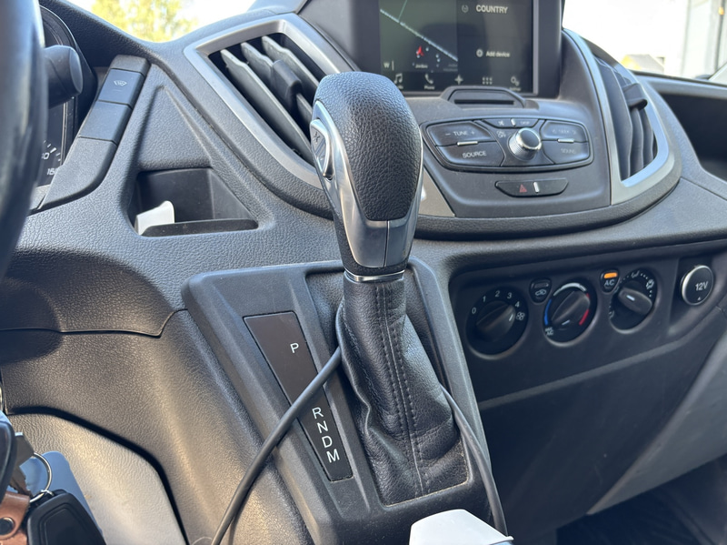 Ford Transit 350 Chassis Cab 2.0 TDCi SelectShift -2018 | Zepro